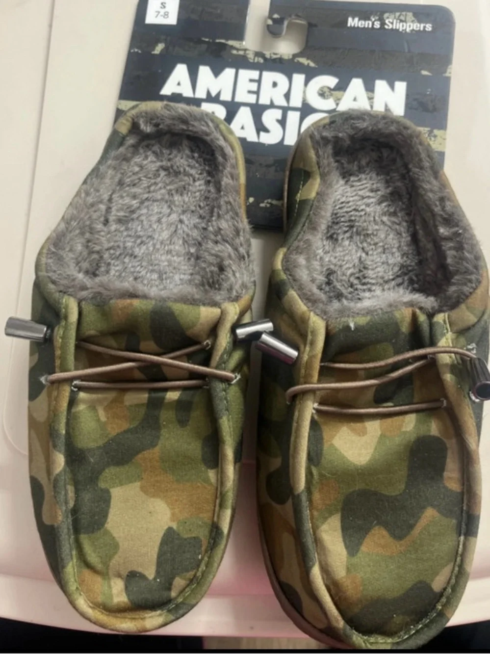 Marshall Men’s Camouflage Slip-On Slippers with Gray Faux-Fur Lining